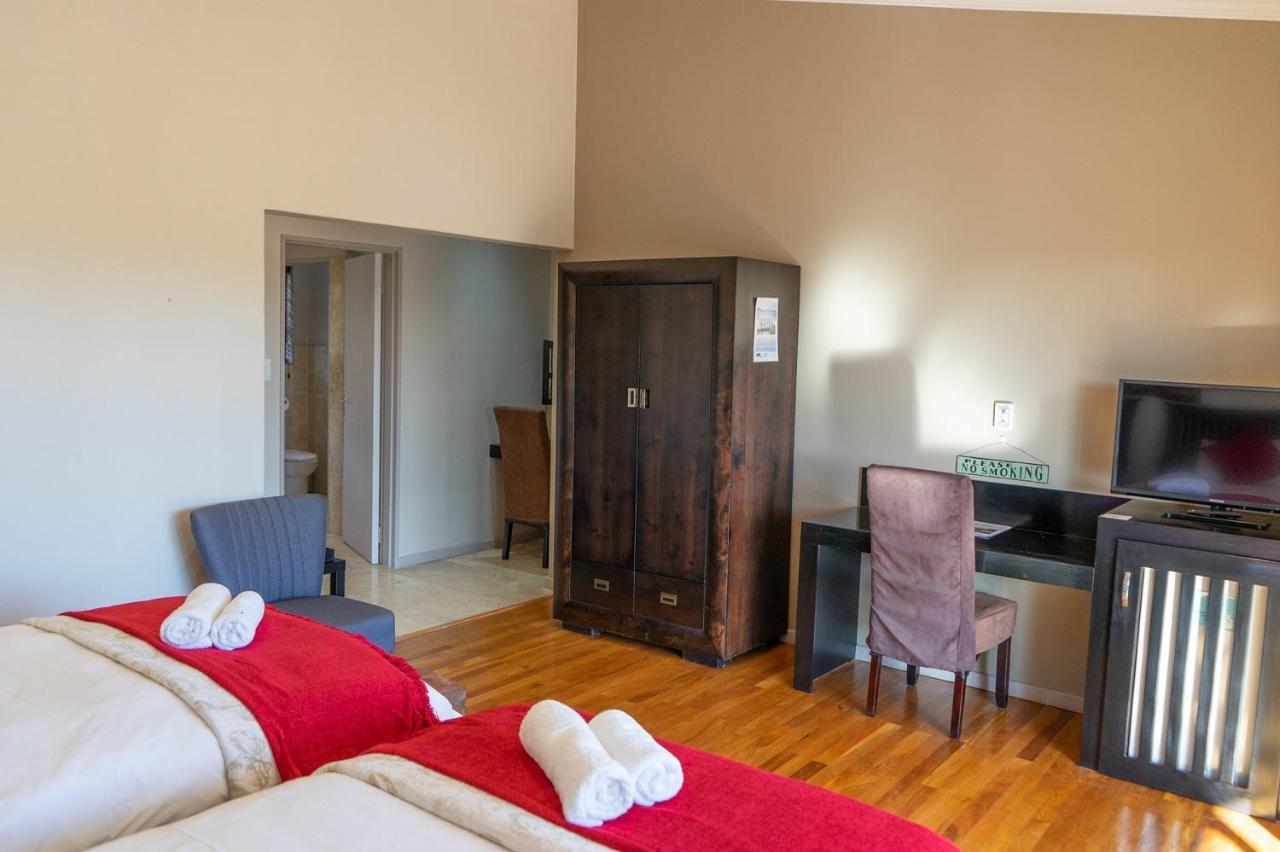 Hotel Aloe Manor Oudtshoorn Esterno foto